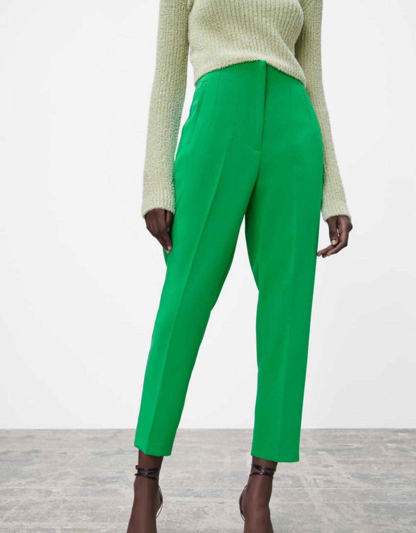 ๐โโ๏ธ Tailored Pleat High Waist Pants