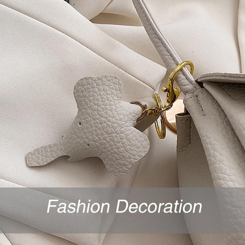 🔥Women's High end Fashion Crossbody Bag with Elephant Pendant👜