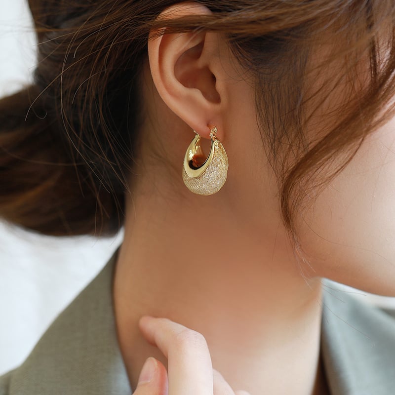 ๐๐-MESH HOOP EARRINGS