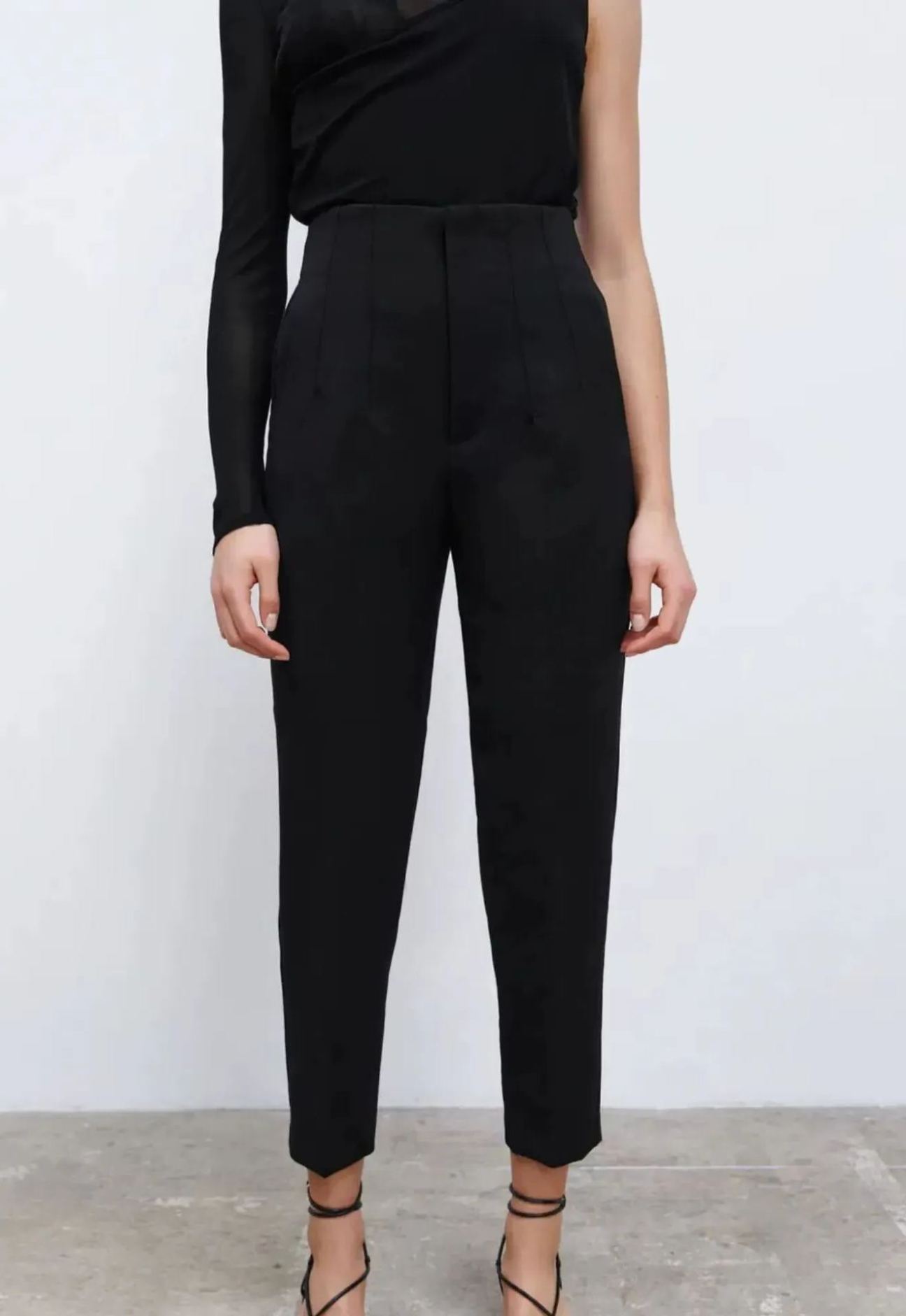💁‍♀️ Tailored Pleat High Waist Pants
