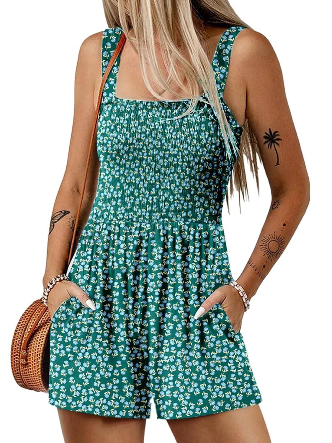 💃Women's Summer Square Neck Sleeveless Loose Casual Short Smocked Romper