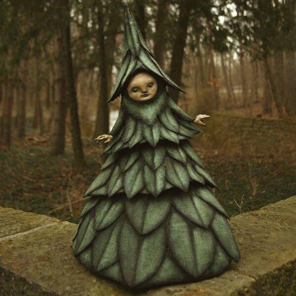 Dark and Bizarre Art - Creepy Witch Sculptures