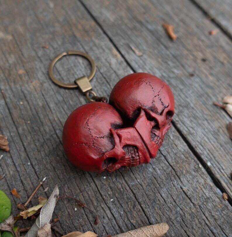 💕Unswerving till death-☠️Anatomical Skull Red Heart  Pendant Keychain☠️